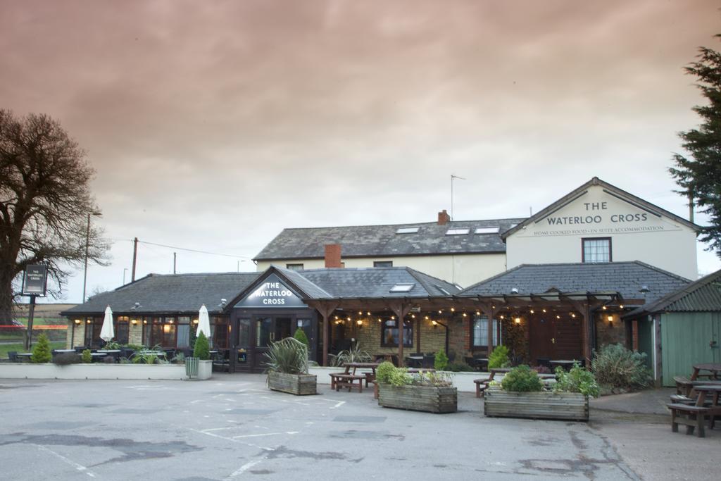 Waterloo Cross, Devon By Marston'S Inns Uffculme Экстерьер фото